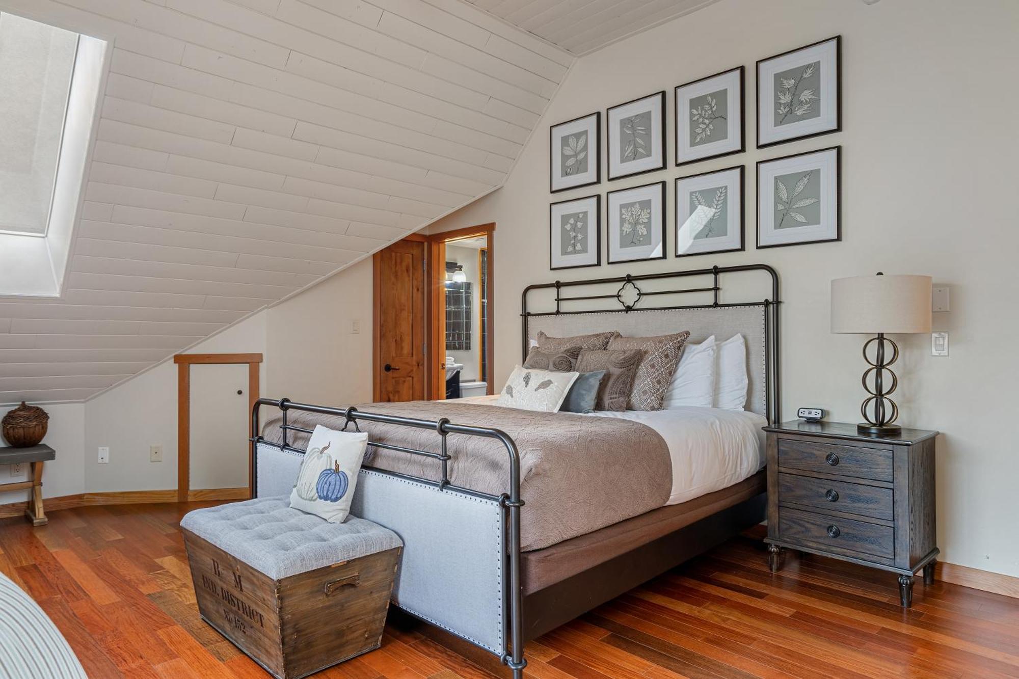 Parkland301 Sunlit 2,000 Ft² Penthouse With Mtn View Lejlighed Canmore Eksteriør billede