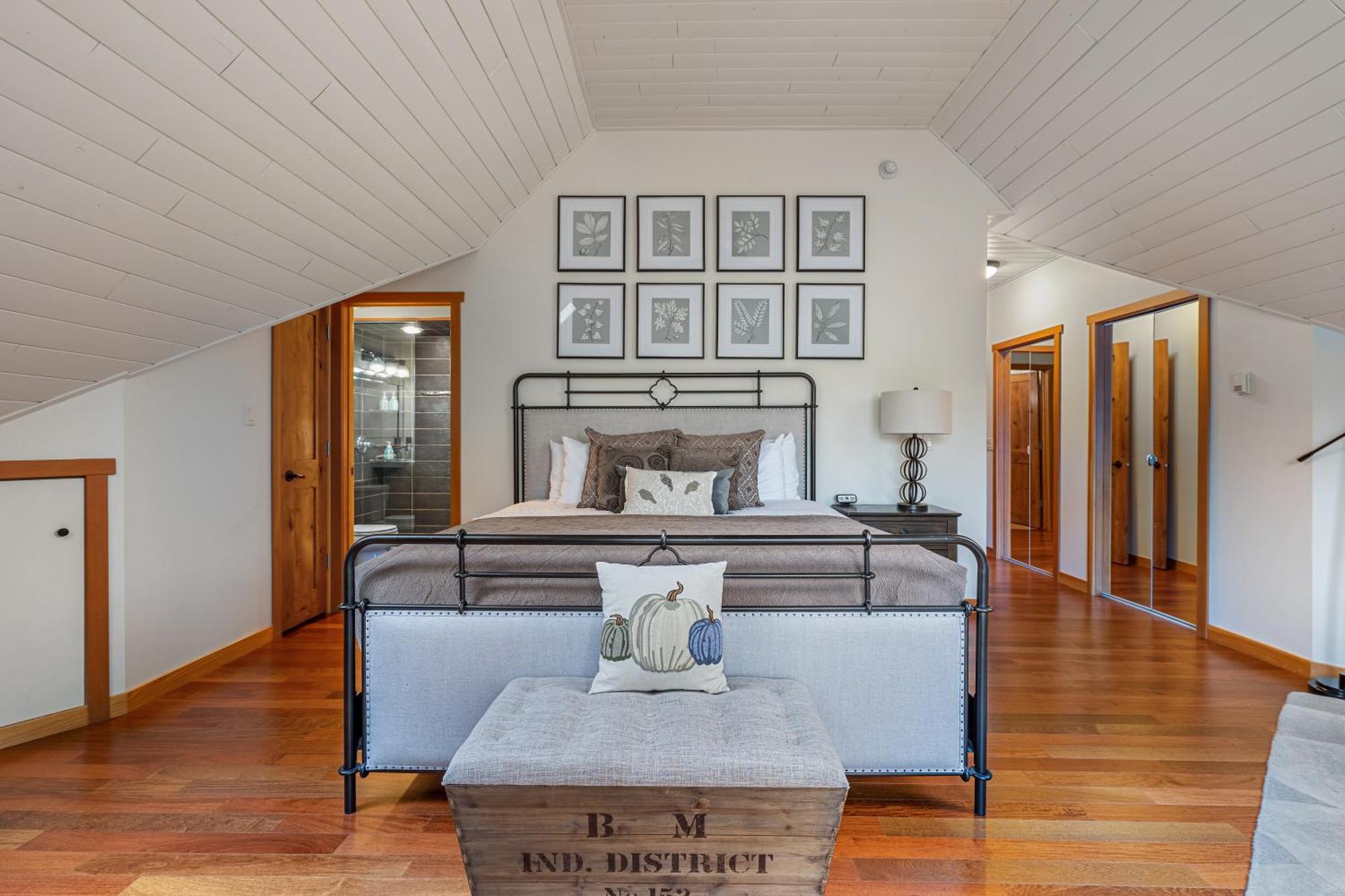 Parkland301 Sunlit 2,000 Ft² Penthouse With Mtn View Lejlighed Canmore Eksteriør billede